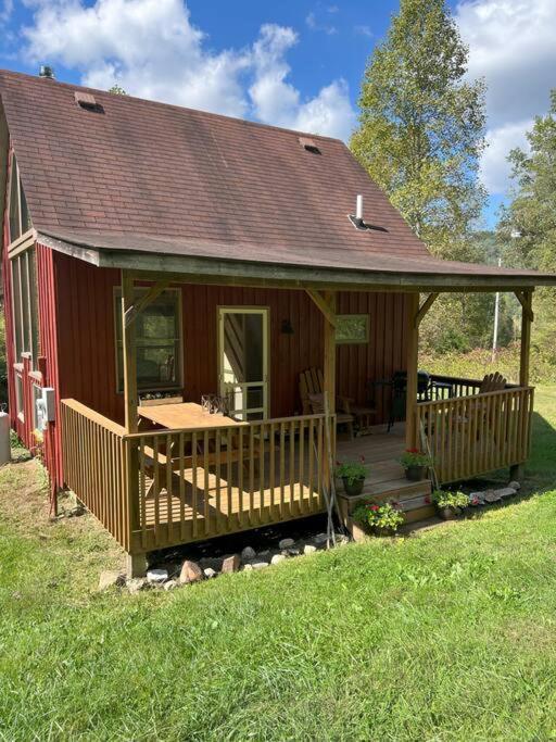 Secluded Cabin On Red Haven Farm Irvine Екстериор снимка
